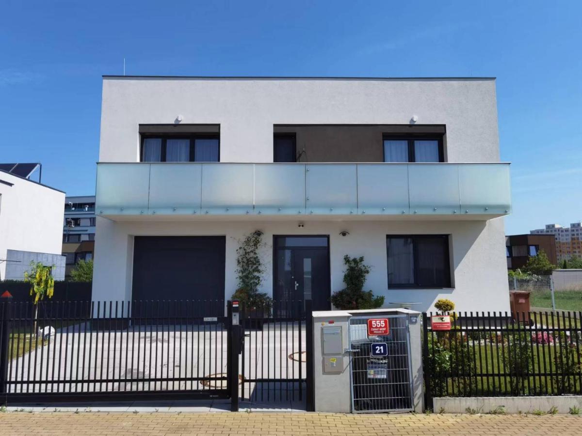Yipin Villa Πράγα Εξωτερικό φωτογραφία